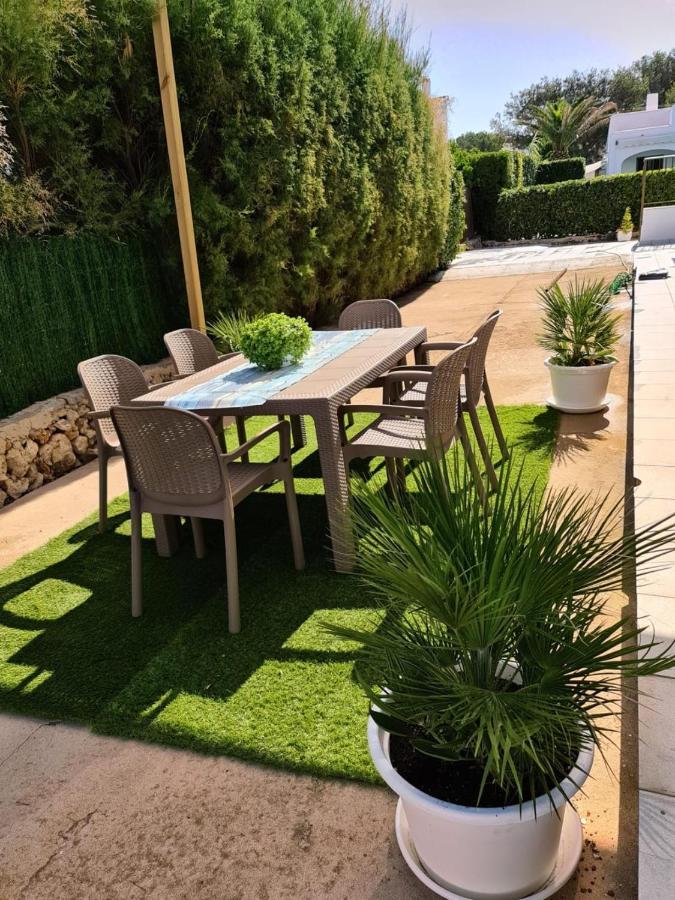 Apartamentos Delfines Cala Blanca  Extérieur photo