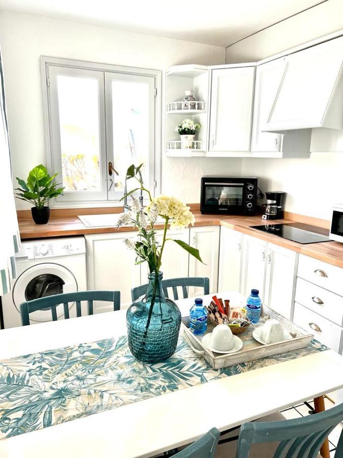 Apartamentos Delfines Cala Blanca  Extérieur photo
