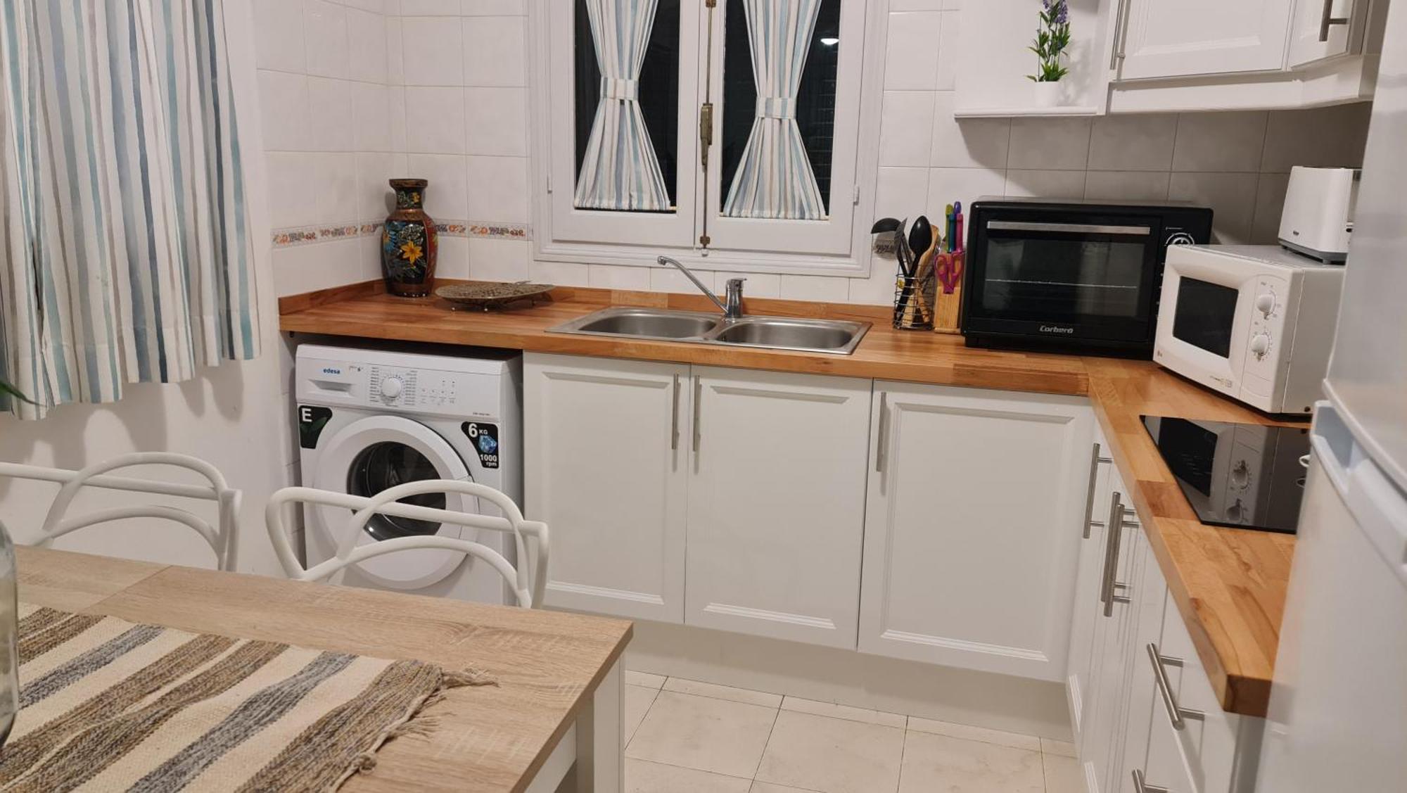Apartamentos Delfines Cala Blanca  Extérieur photo